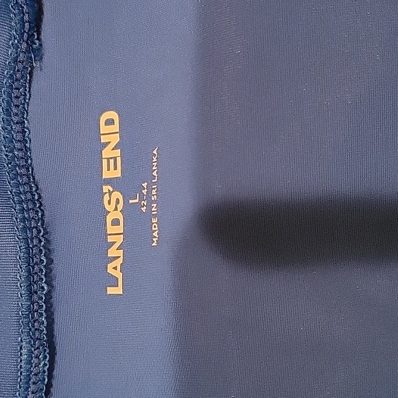Land's End Rash Guard - Picture 6 of 9